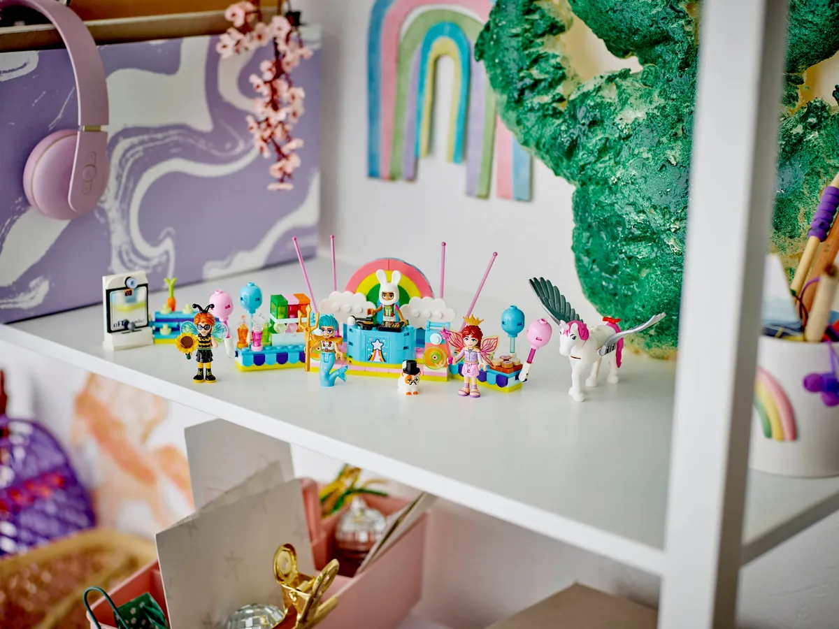 Costume Party with Unicorn & Fairy - Image 6