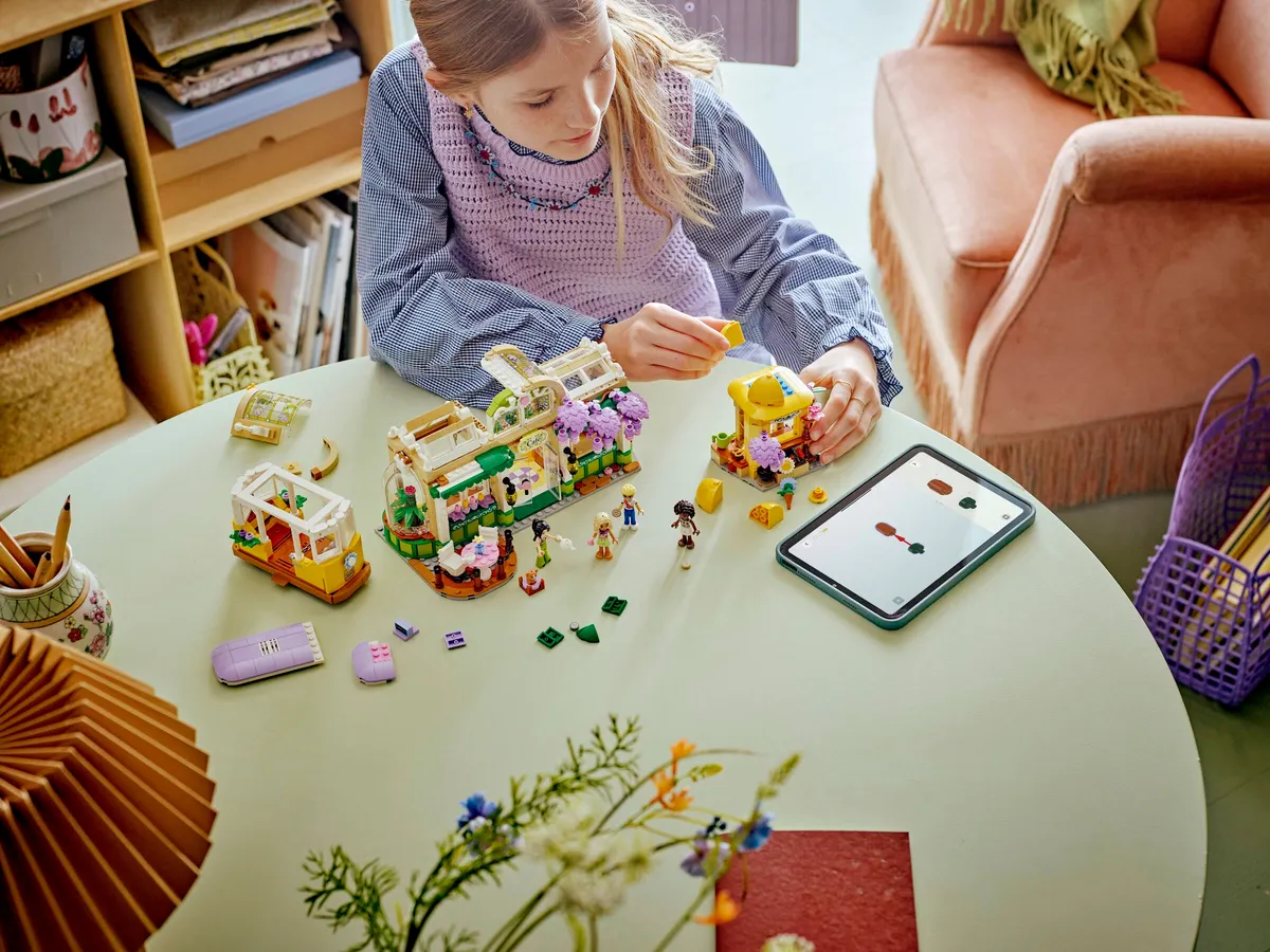 Plant Café & Flower Shop - Image 3