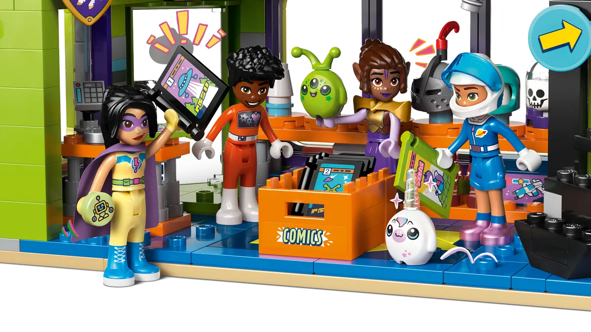 Comic Book and Game Store - Image 10