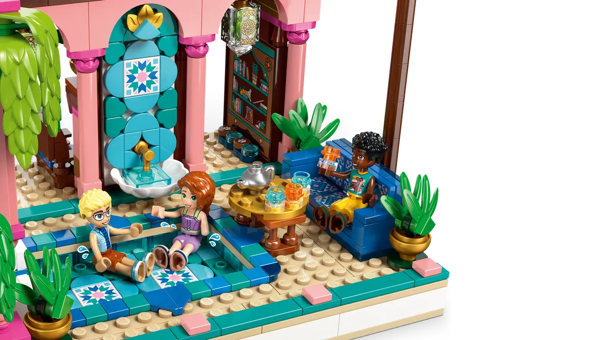 Garden Restaurant - Image 14