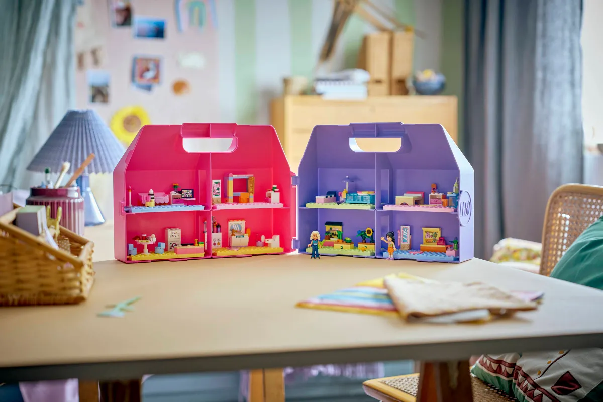 Creative Dollhouse Suitcase - Image 15