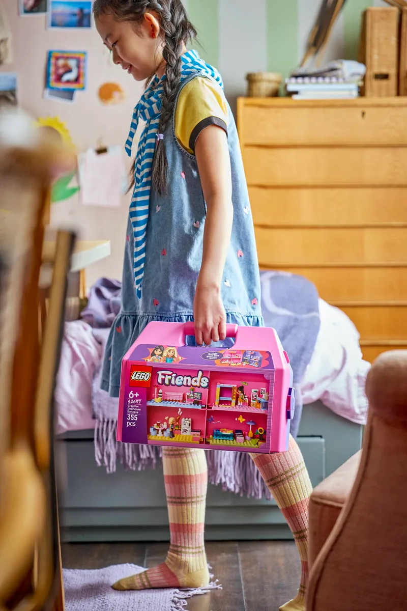 Creative Dollhouse Suitcase - Image 13