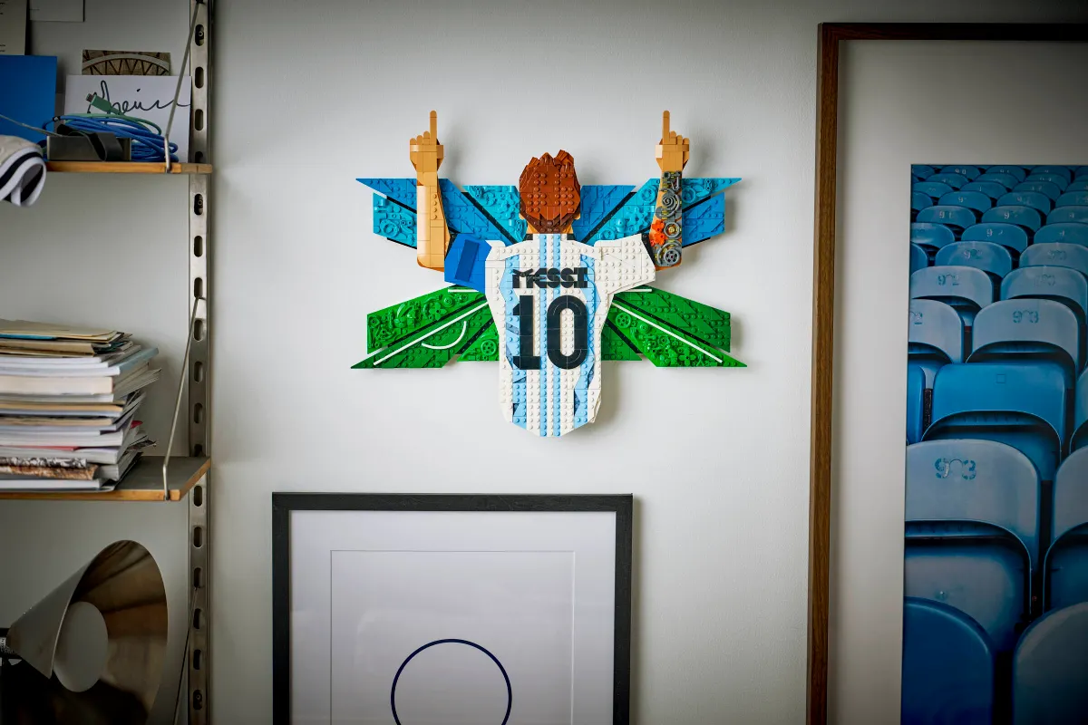 Lionel Messi – Celebration - Image 10