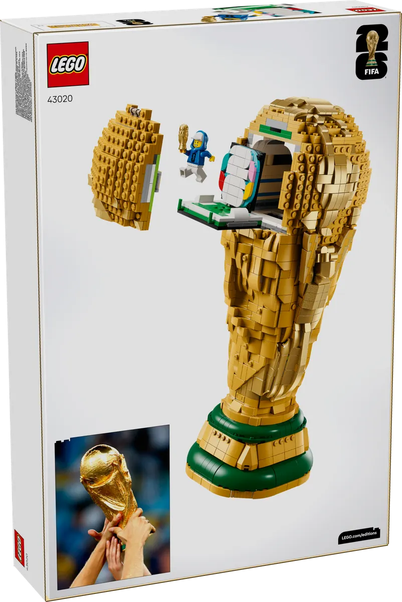 FIFA World Cup™ Official Trophy - Image 3