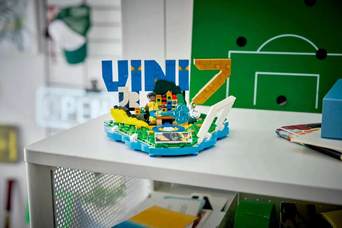 Vini Jr. – Soccer Highlights - Image 12