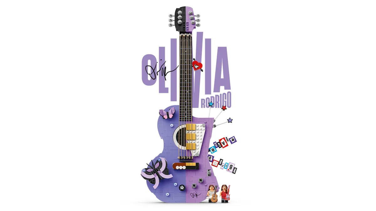Olivia Rodrigo's Dual Guitar - Image 6