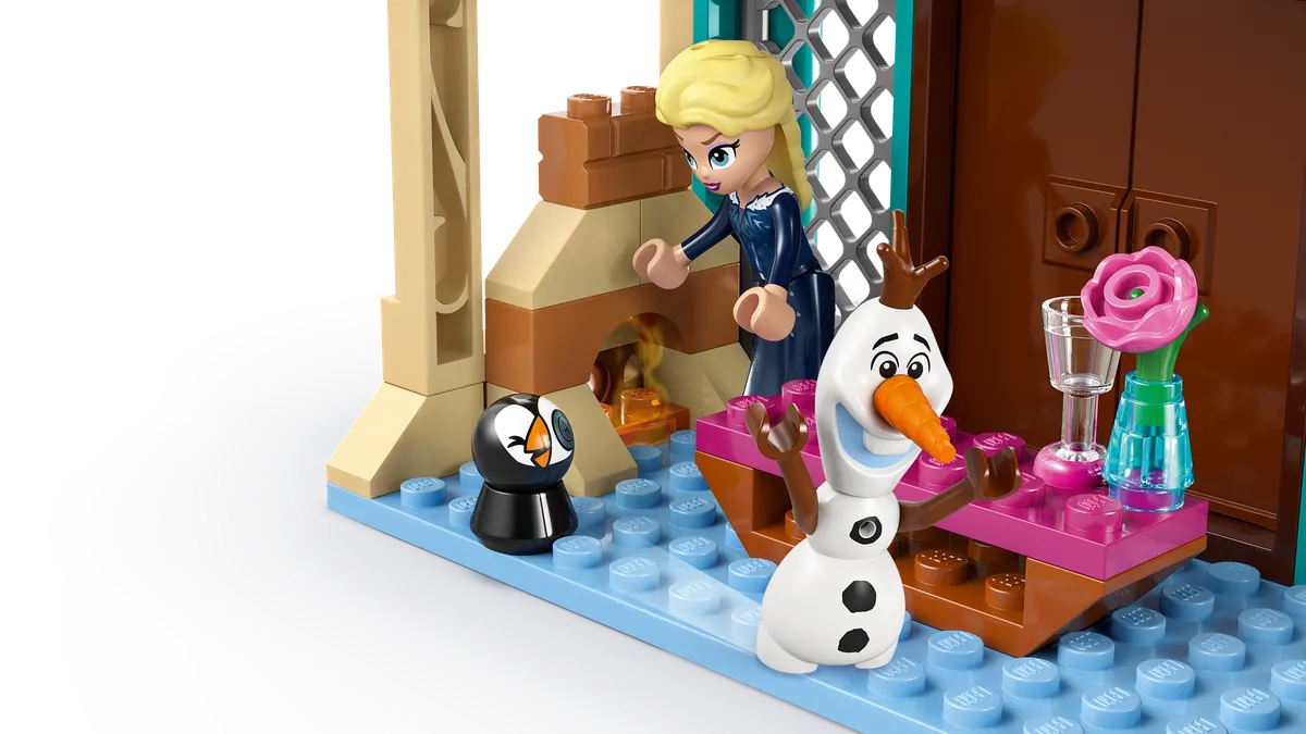 Arendelle Frozen Castle - Image 10