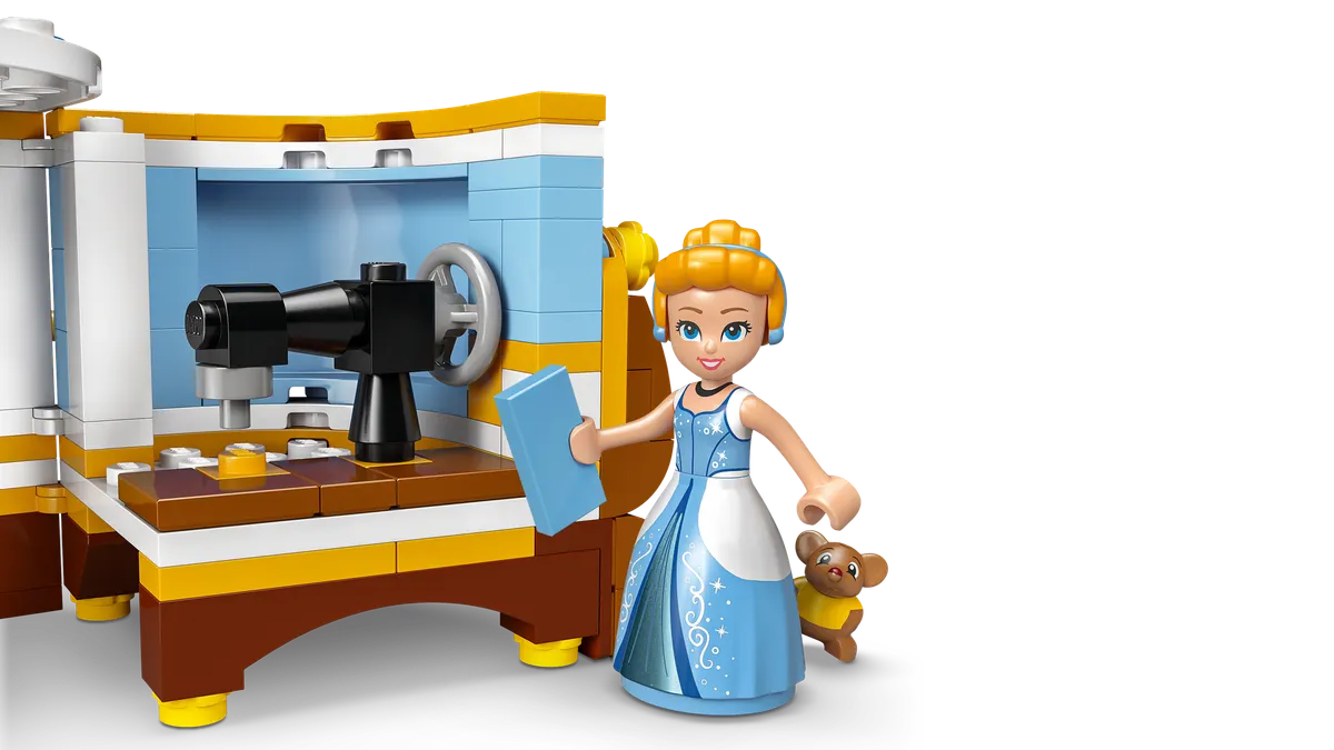 Cinderella's Dress - Image 10