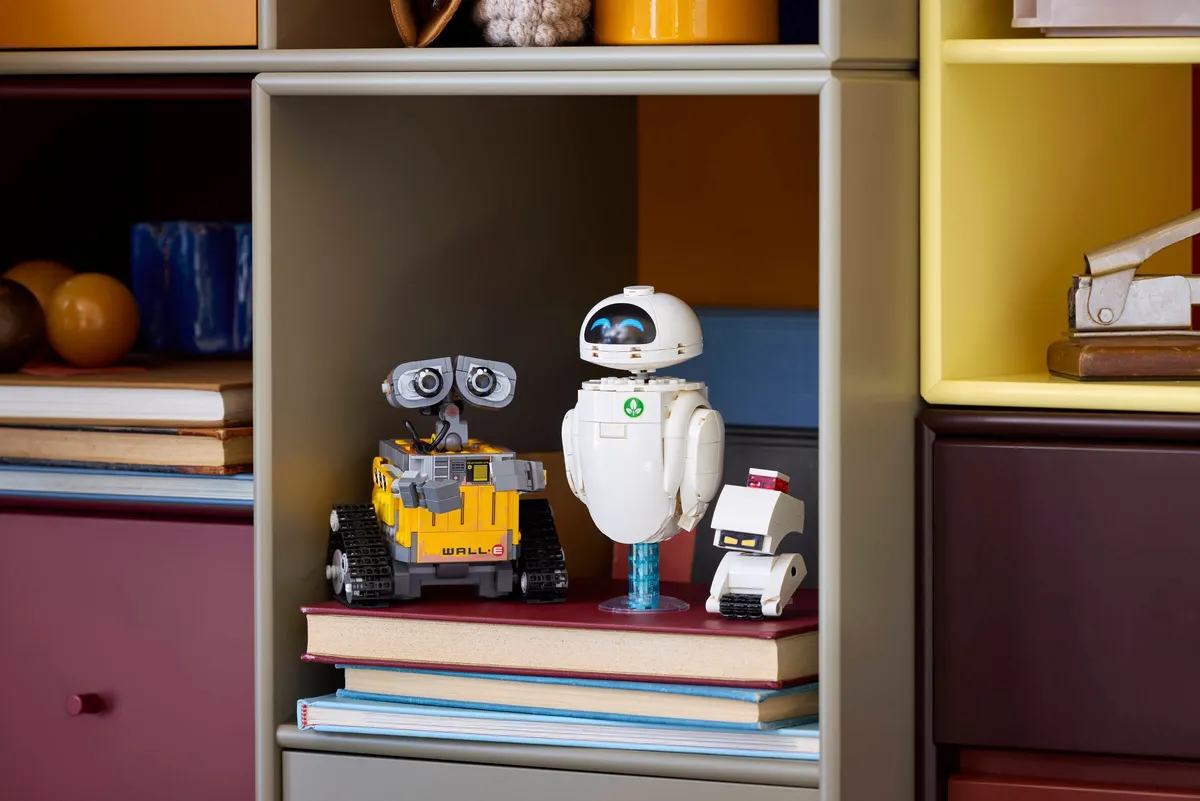 WALL-E and EVE - Image 10