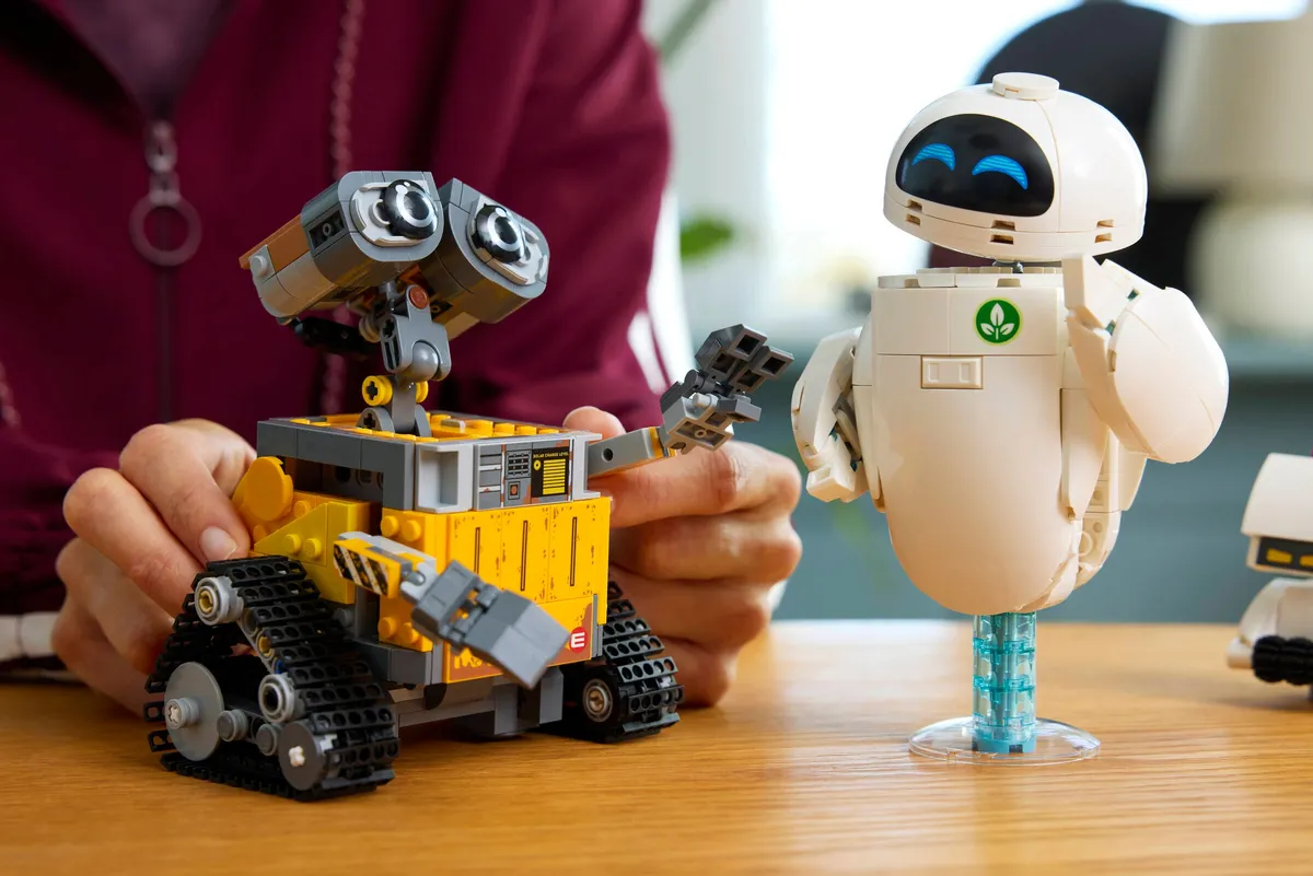 WALL-E and EVE - Image 4