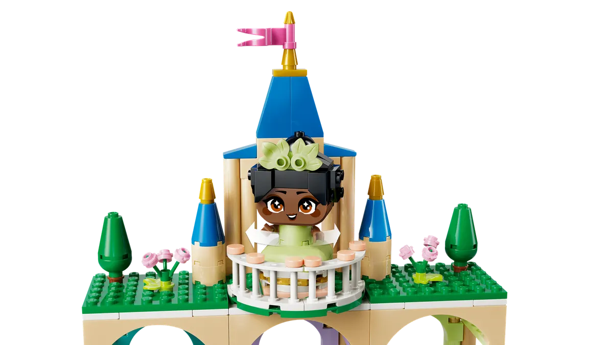 Mini Belle & Tiana with Castle - Image 11