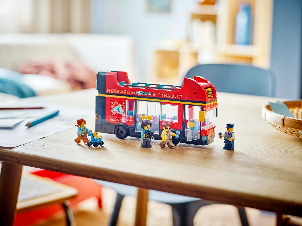 Red Double-Decker Sightseeing Bus - Image 10