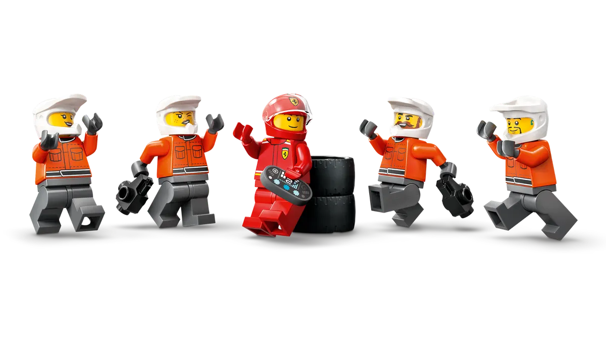F1® Pit Stop & Pit Crew with Ferrari Car - Image 7
