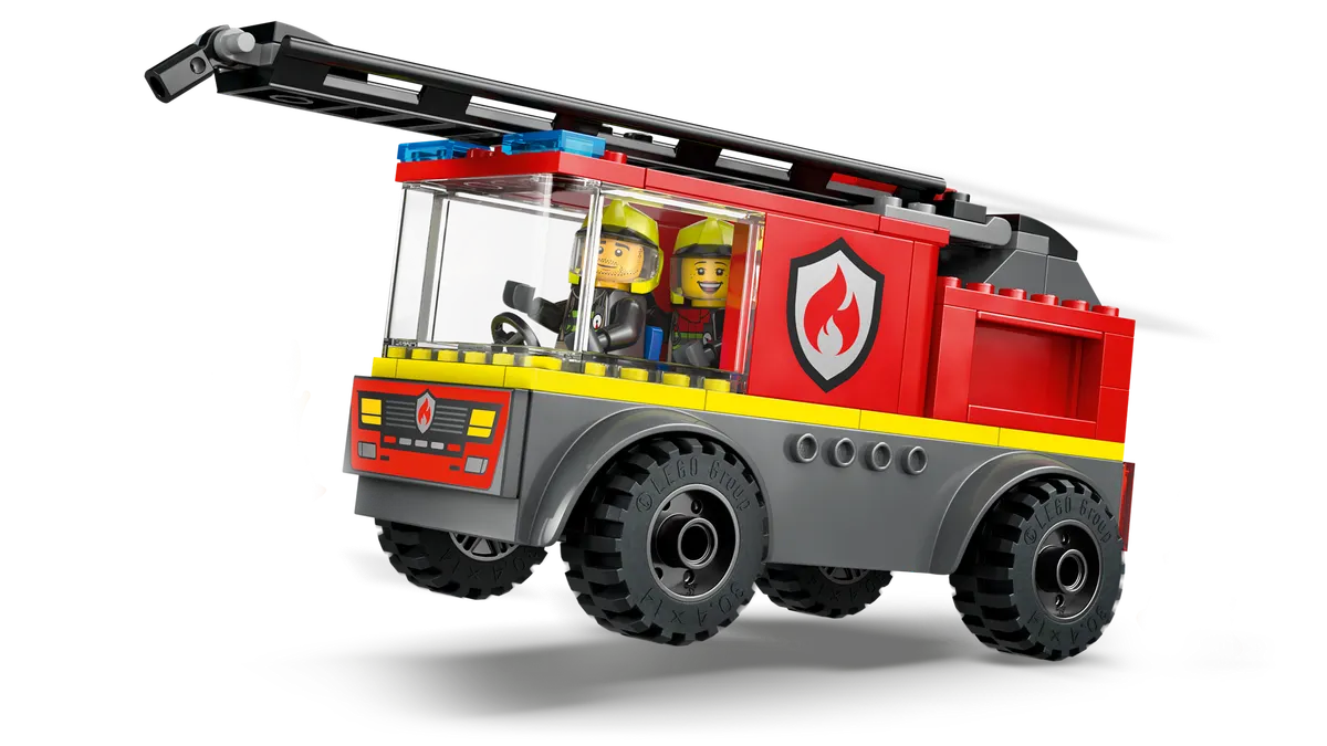 Fire Ladder Truck - Image 7