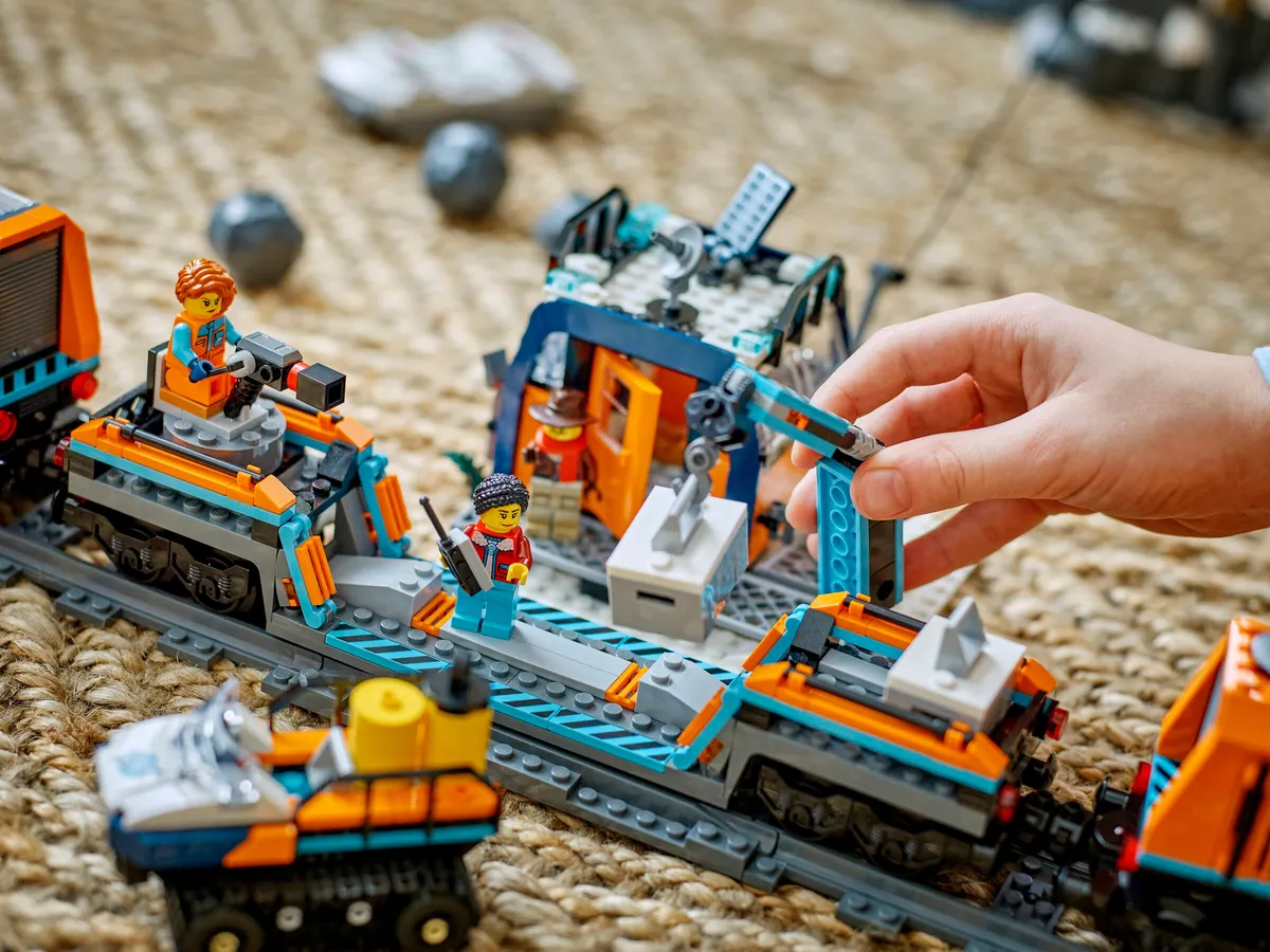 Explorers' Arctic Polar Express Train - Image 6