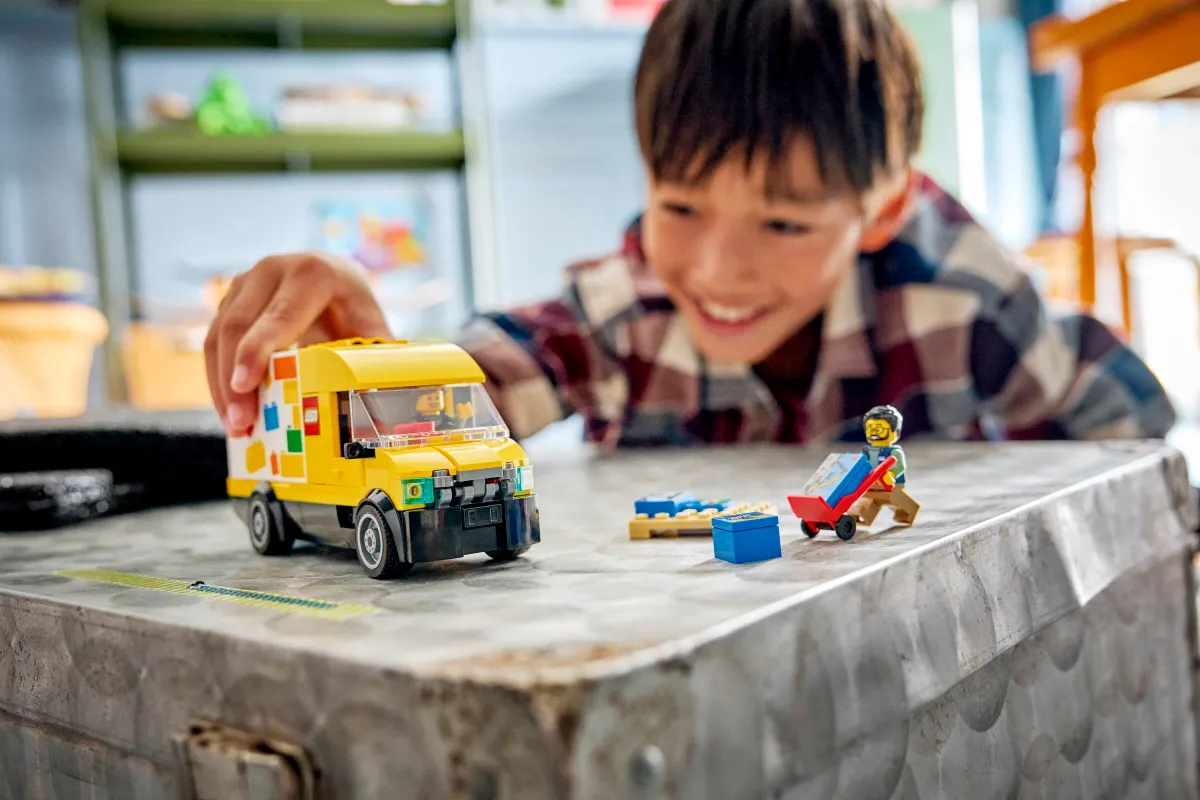 The LEGO® Van - Image 5