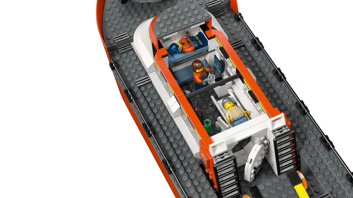 Coast Guard Rescue Boat & Helicopter - Image 11