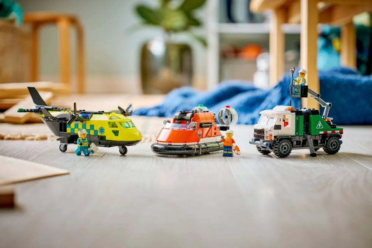 Airplane, Service Truck & Hovercraft Remix - Image 6