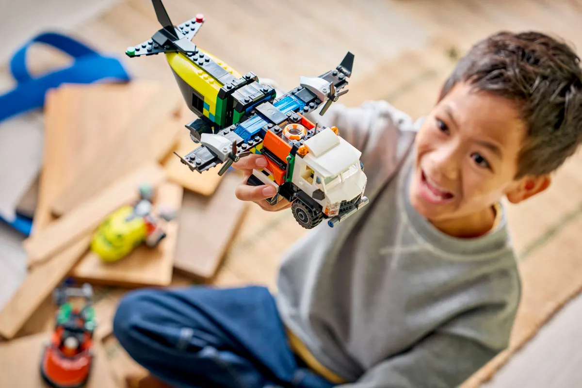 Airplane, Service Truck & Hovercraft Remix - Image 4
