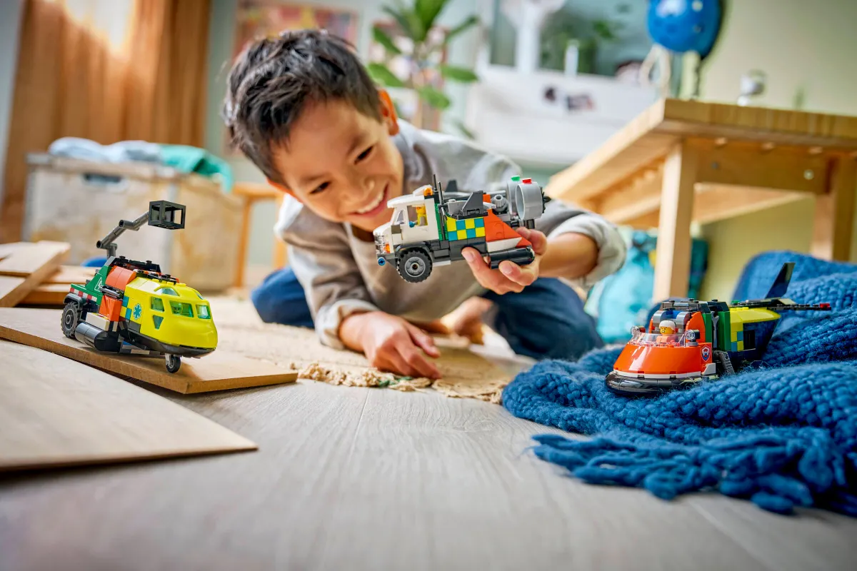 Airplane, Service Truck & Hovercraft Remix - Image 5