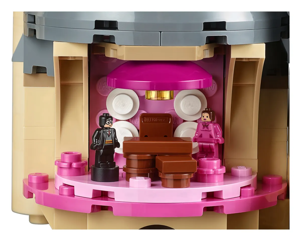 Hogwarts™ Castle - Image 18