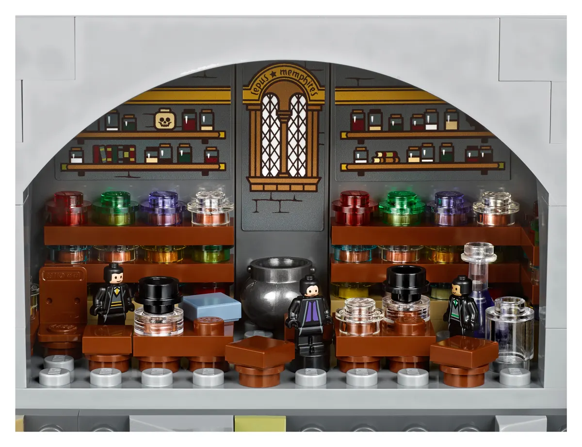 Hogwarts™ Castle - Image 16
