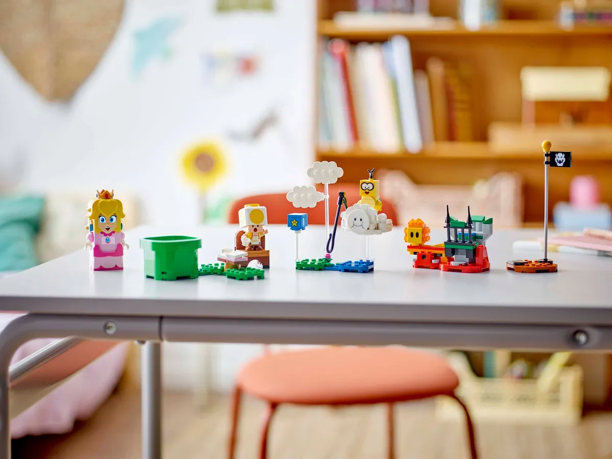 Adventures with Interactive LEGO® Peach™ - Image 4