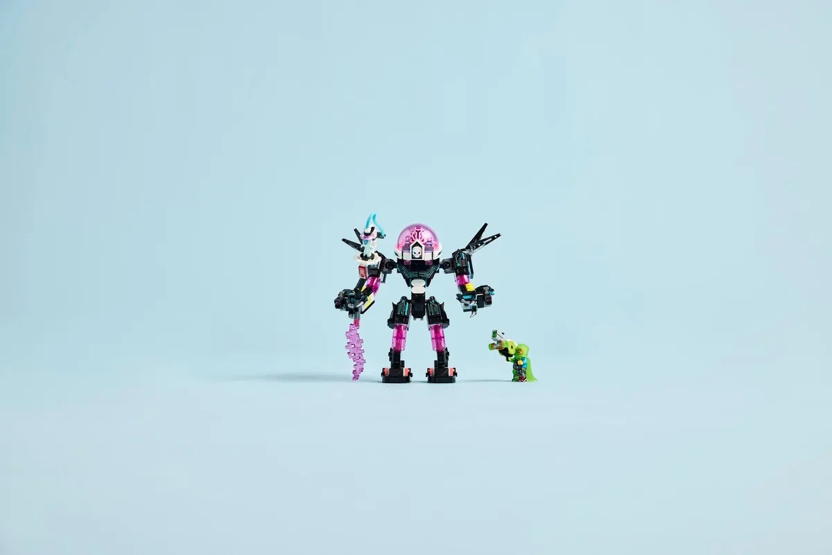 Mateo vs. Cyber Brain Mech - Image 6