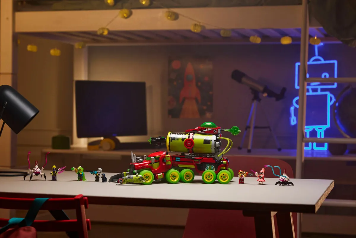 Mateo's Spray Paint Truck - Image 6