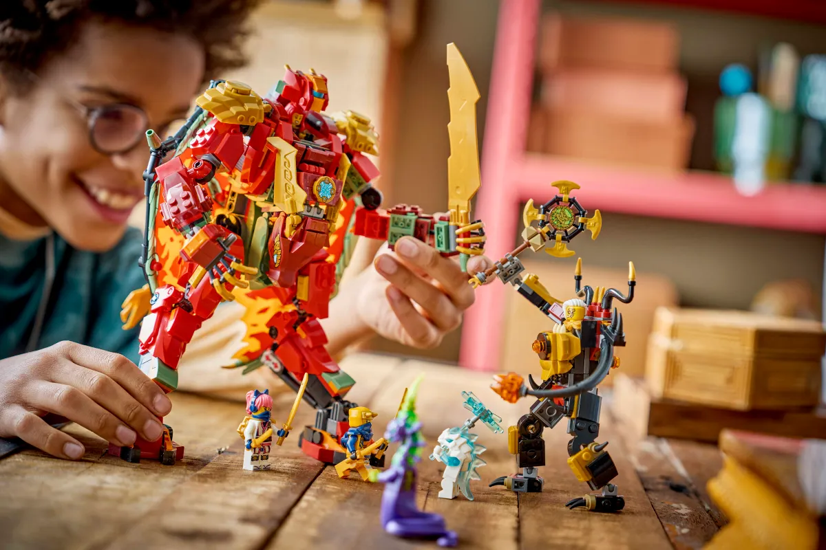Wyldfyre's Transforming Dragon Mech - Image 13