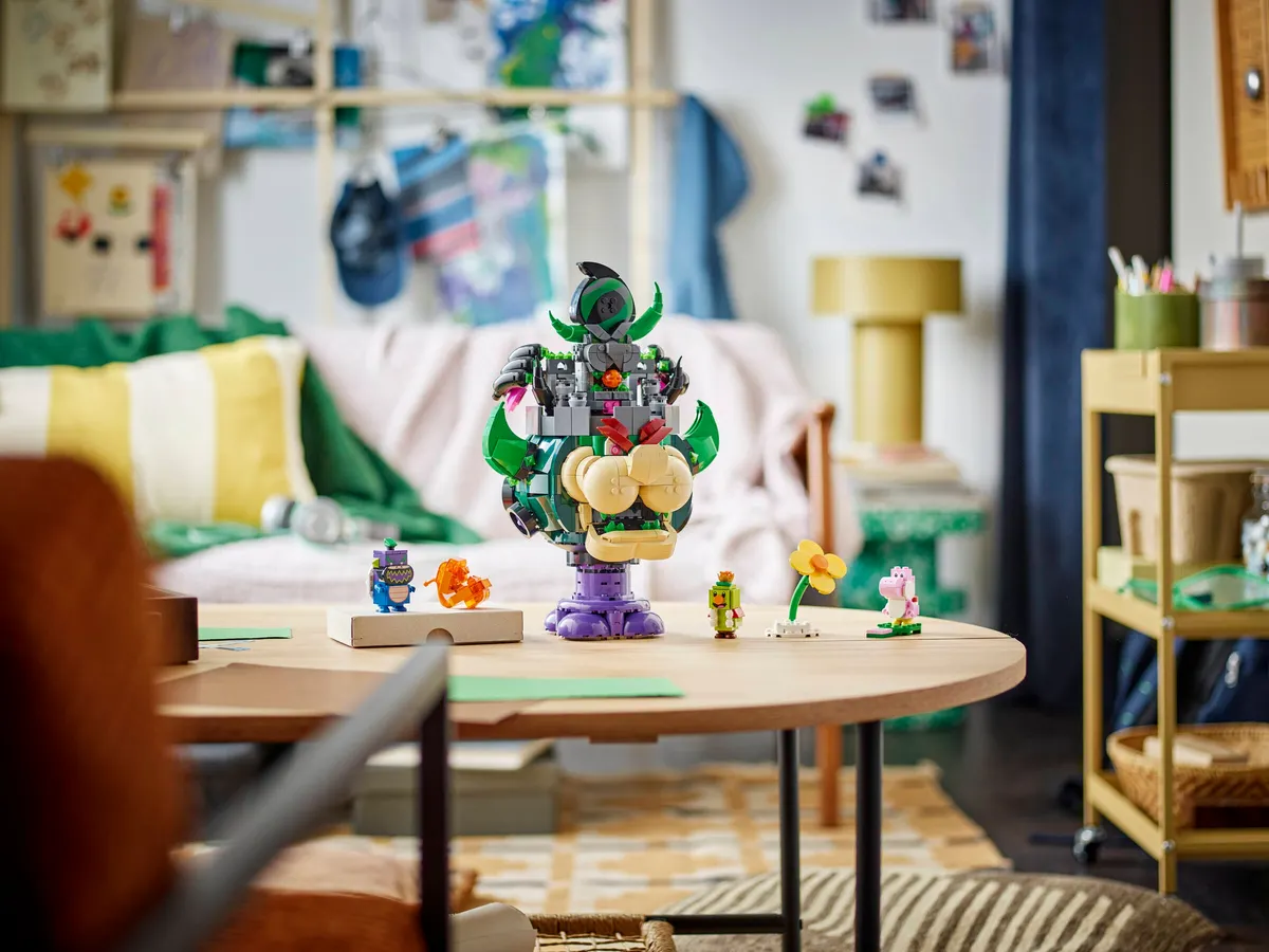 Prince Florian & Castle Bowser - Image 6
