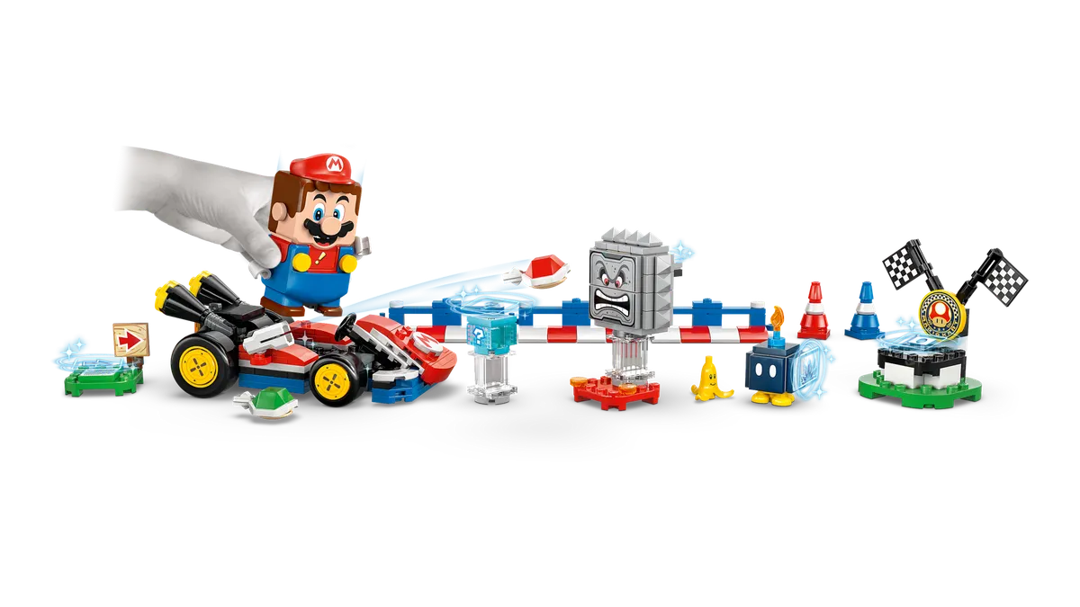 Mario Kart™ – Interactive LEGO® Mario™ & Standard Kart - Image 10