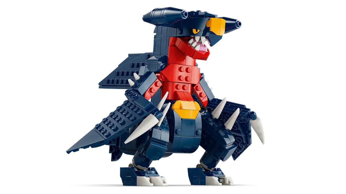 SMART Play™: Umbreon vs. Garchomp Championship Battle - Image 5