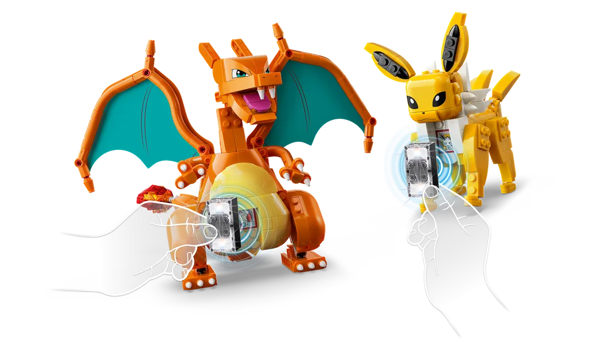 SMART Play™: Charizard vs. Jolteon Ultimate Battle - Image 9