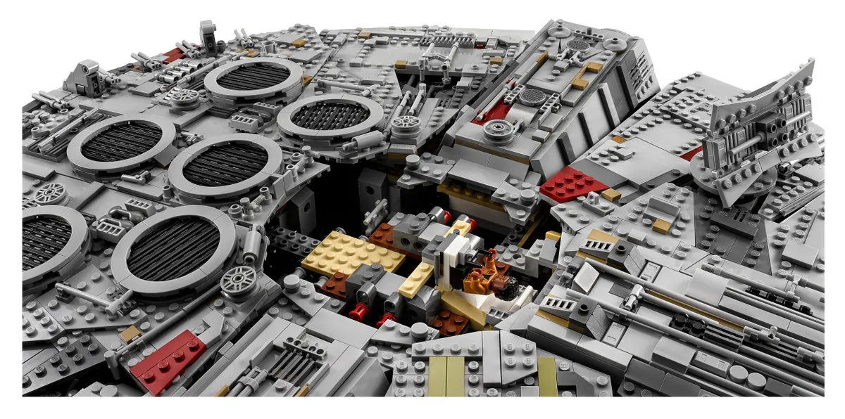 Millennium Falcon™ - Image 11