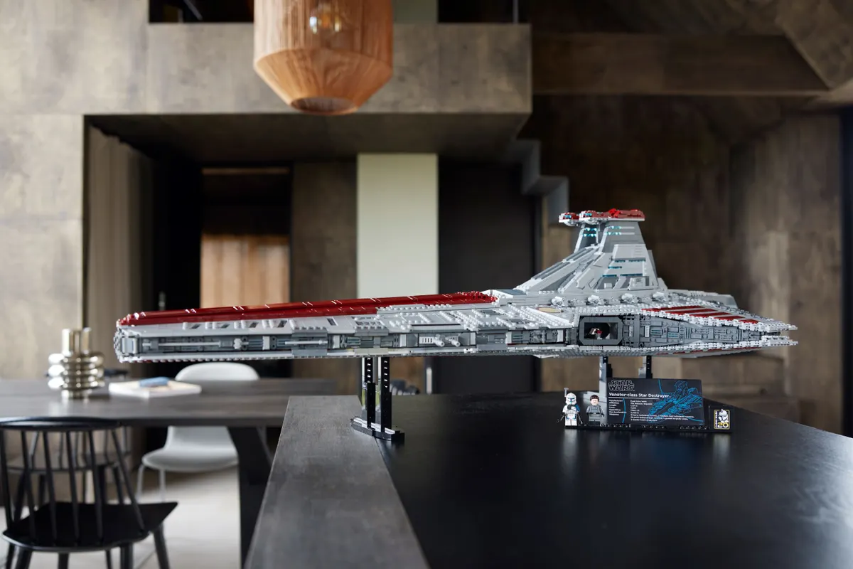 Venator-Class Republic Attack Cruiser™ - Image 12