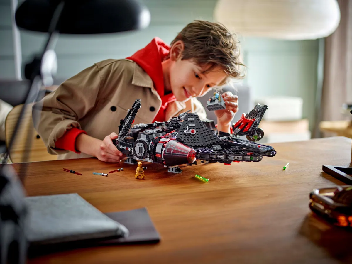 The Dark Falcon - Image 6