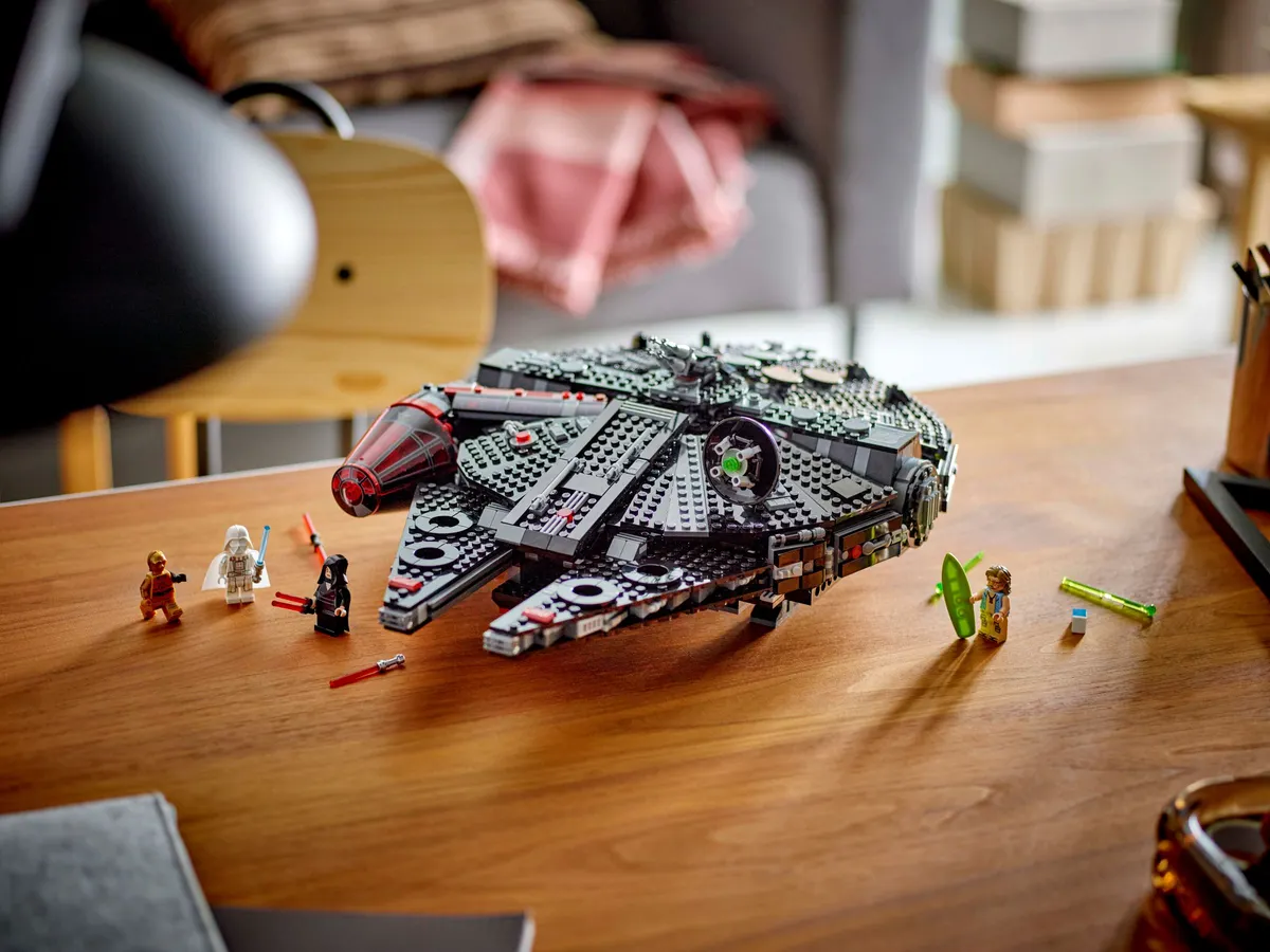 The Dark Falcon - Image 7