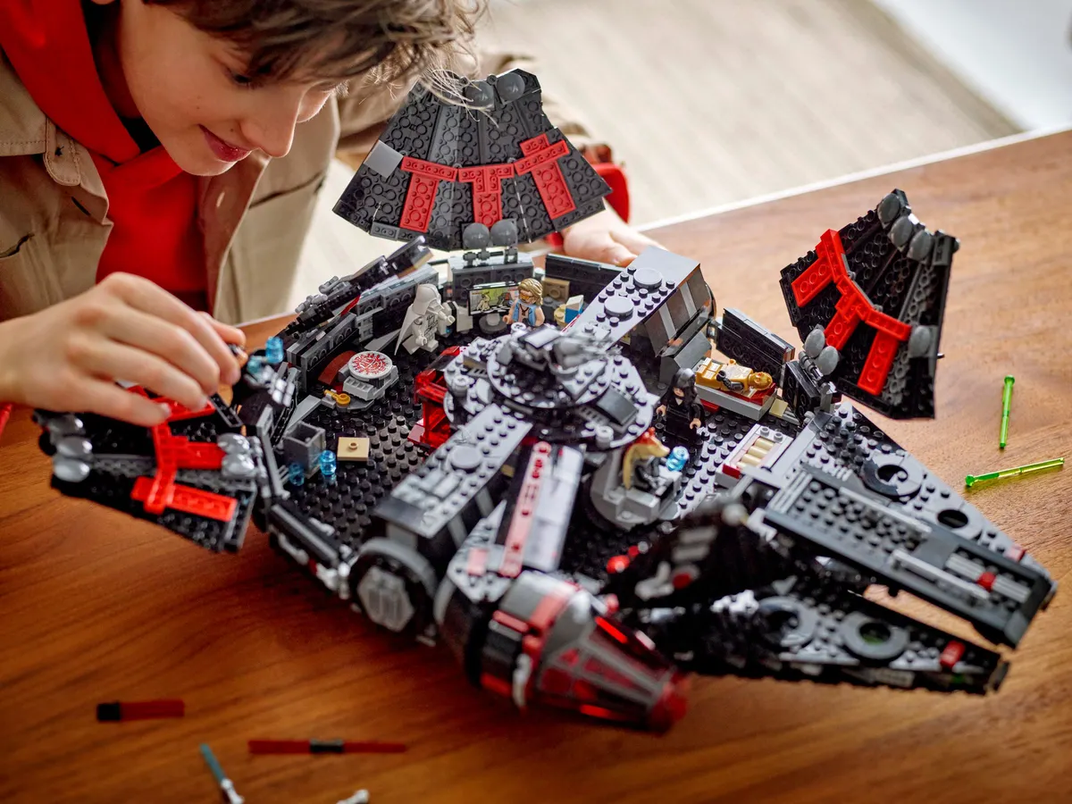 The Dark Falcon - Image 3