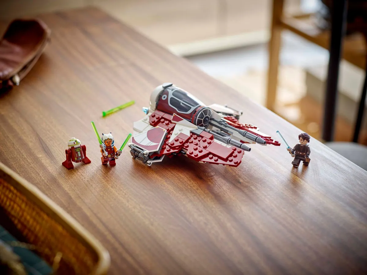 Ahsoka's Jedi Interceptor™ - Image 5