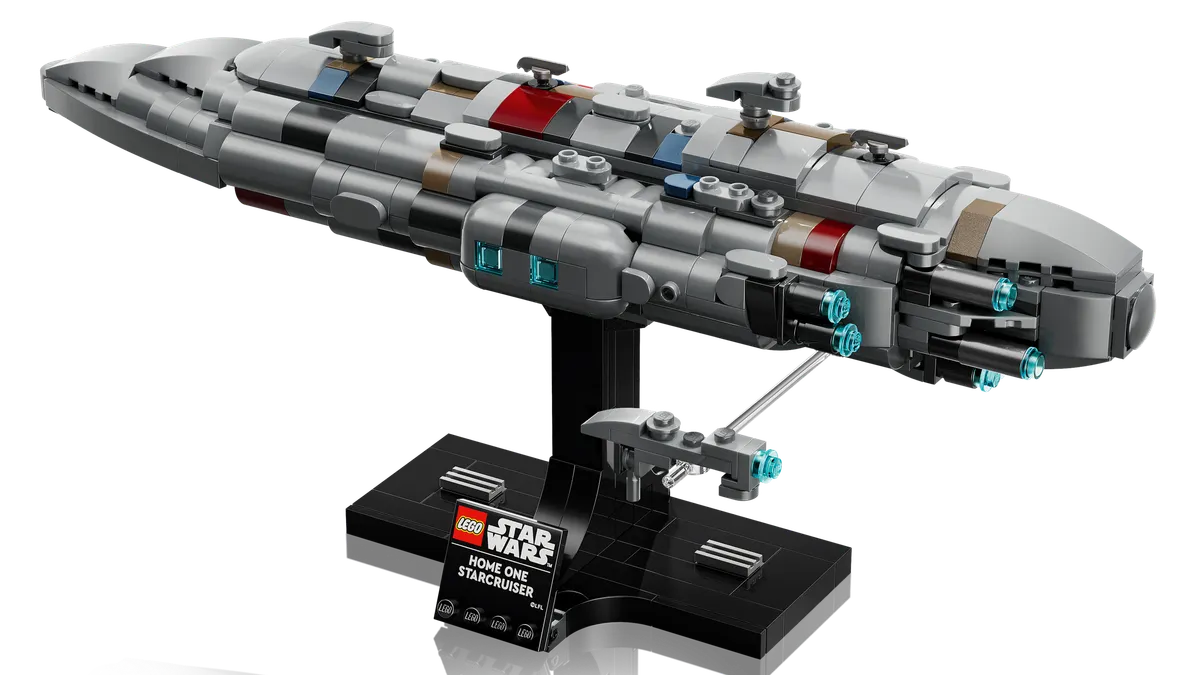 Home One Starcruiser - Image 10