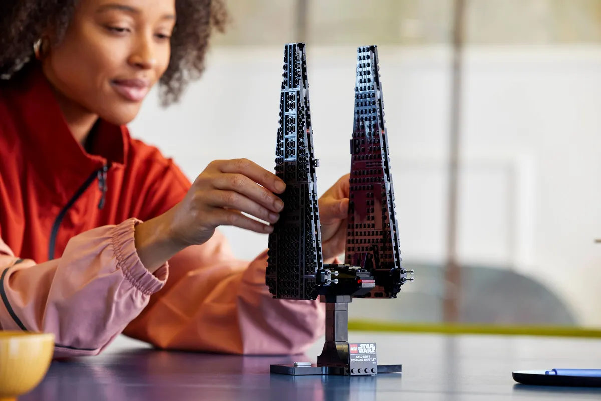 Kylo Ren's Command Shuttle - Image 4