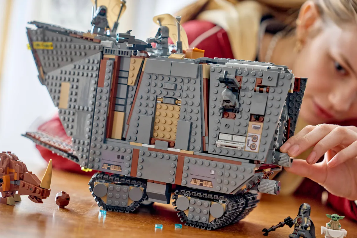 Offworld Sandcrawler™ and Mudhorn - Image 16