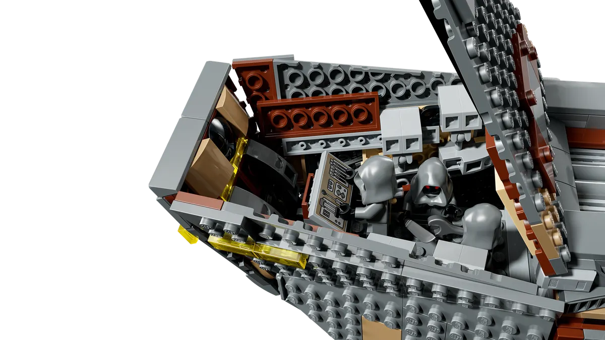 Offworld Sandcrawler™ and Mudhorn - Image 7