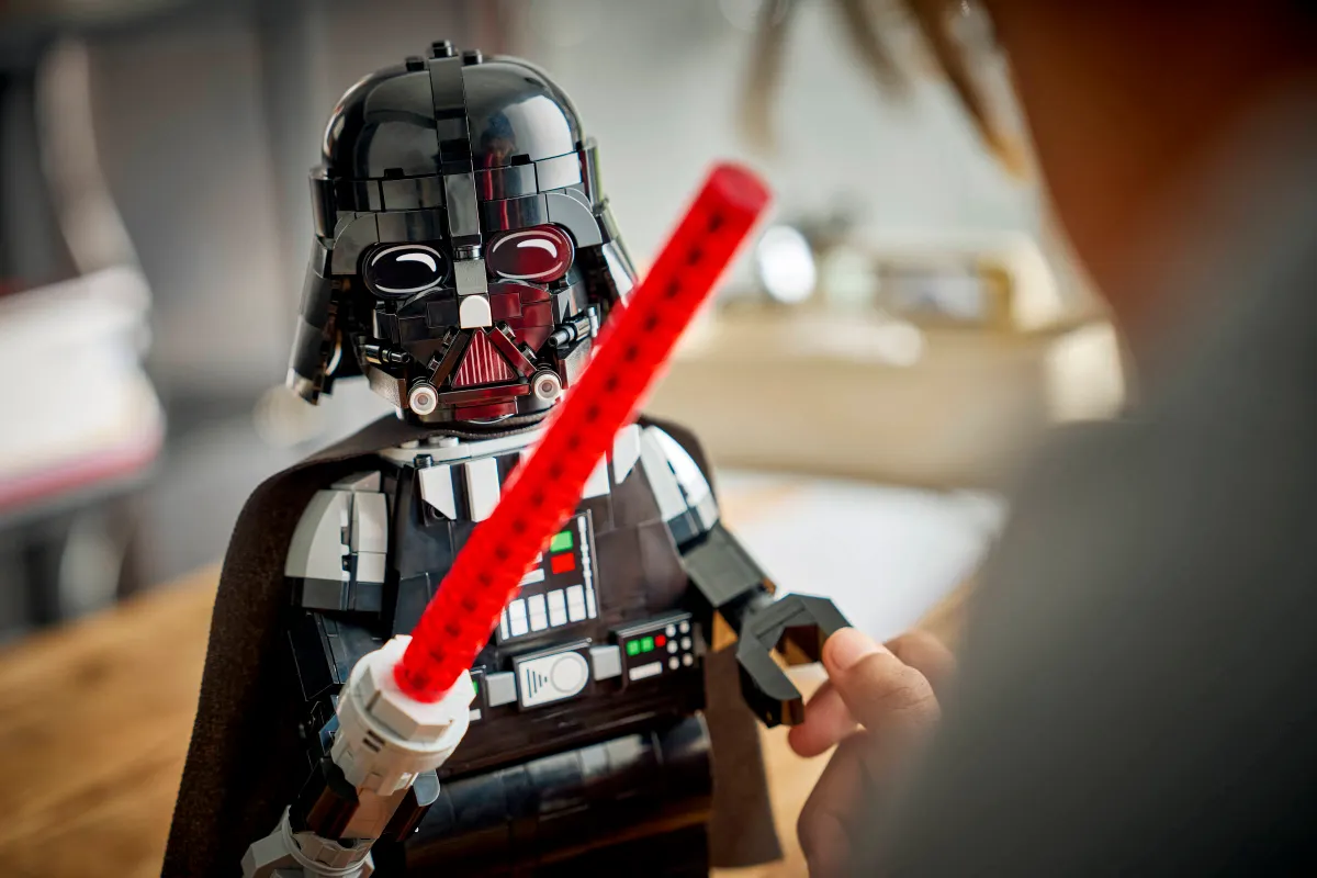 Up-Scaled Darth Vader™ Minifigure - Image 8