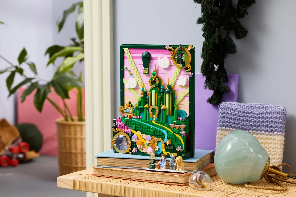 Emerald City Wall Art - Image 7