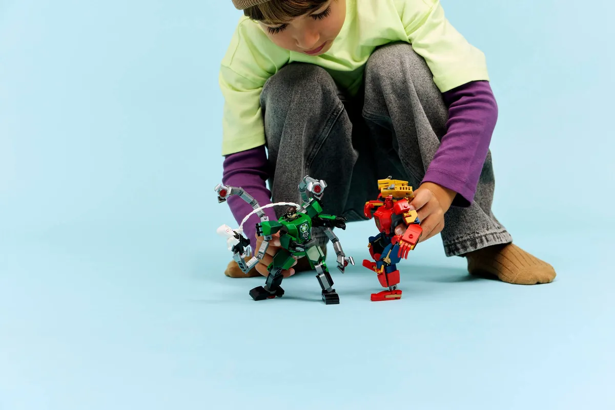 Mech Battle: Spider-Man vs. Doc Ock - Image 4