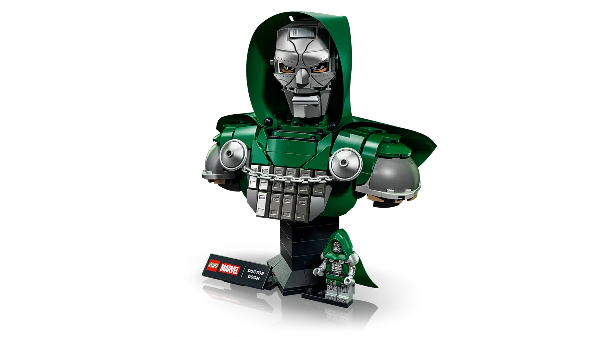 Doctor Doom Bust - Image 7