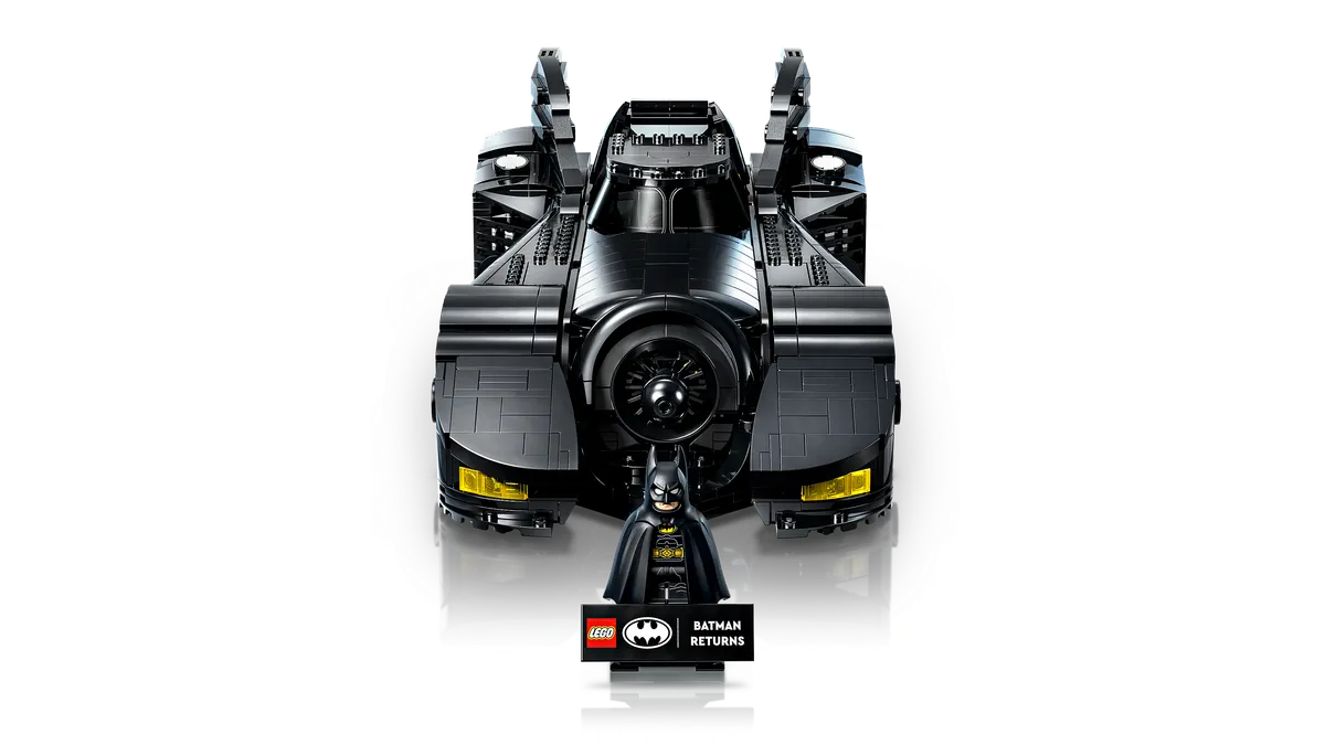 Batman Returns™ Batmobile™ - Image 5