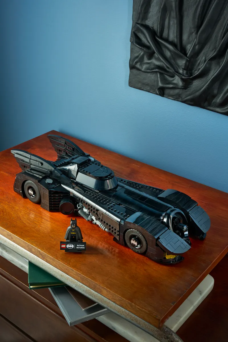 Batman Returns™ Batmobile™ - Image 17